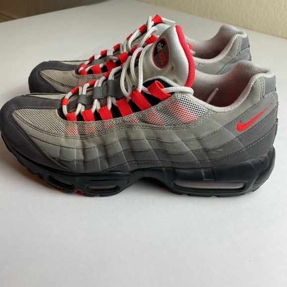 95 solar red